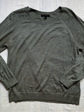 Banana Republic Lightweight Crewneck Sweater